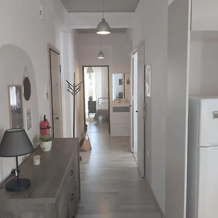 Lydia's House * Aigio